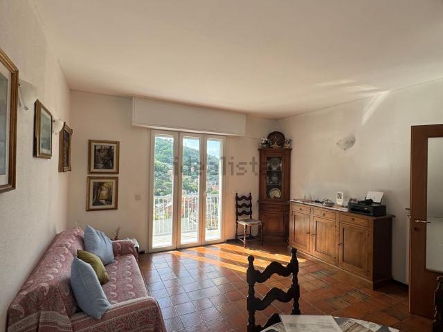 Appartamento in vendita di 140 m² in Via Teriasca, 9