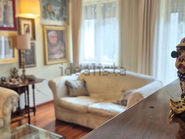 Appartamento in vendita di 140 m² in Via Tito Speri