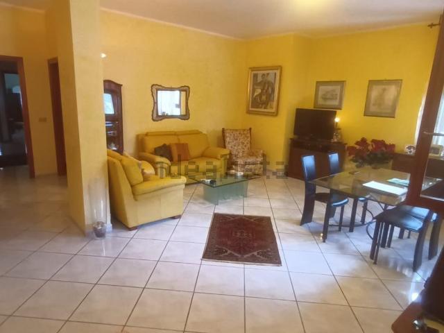 Appartamento in vendita di 140 m² in Via Tirso