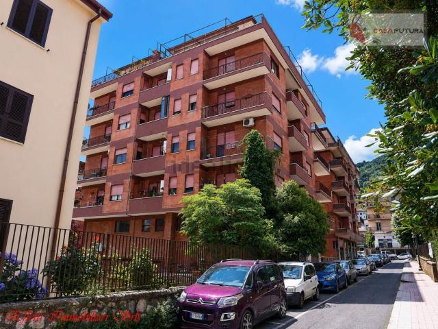 Appartamento in vendita di 140 m² in Via Trieste, 5