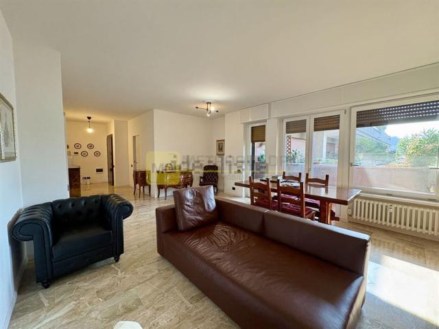 Appartamento in vendita di 140 m² in Via Trieste