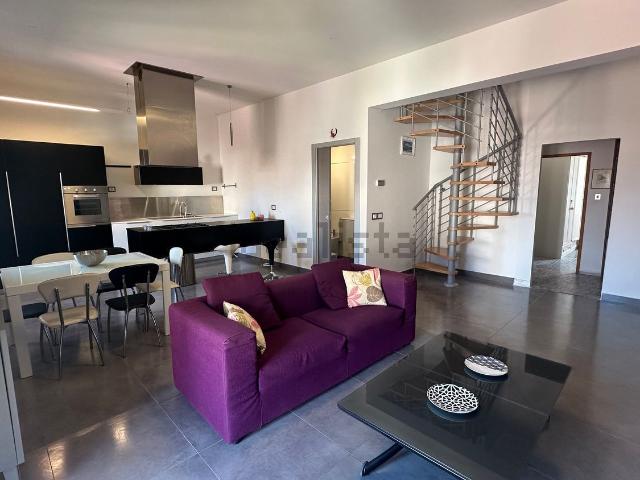 Appartamento in vendita di 140 m² in Via Tripoli