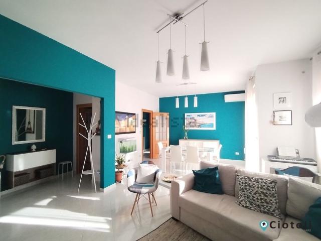 Appartamento in vendita di 140 m² in Via Unione Sovietica