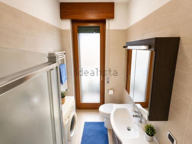 Appartamento in vendita di 140 m² in Via Ugo Foscolo