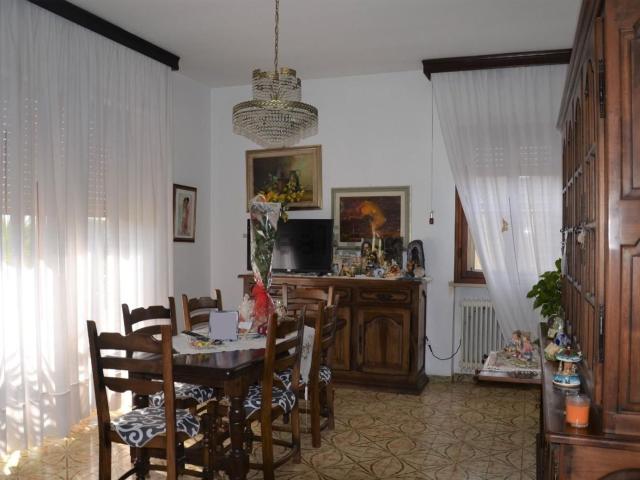 Appartamento in vendita di 140 m² in Via Ulisse Dini Gello