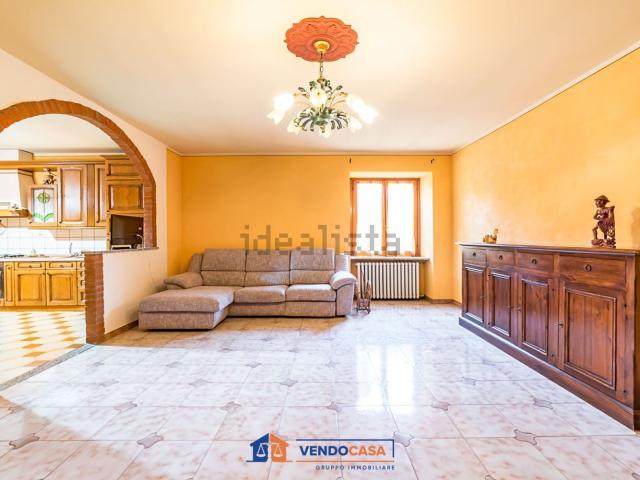Appartamento in vendita di 140 m² in Via V. Emanuele III, 70