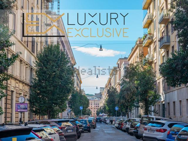 Appartamento in vendita di 140 m² in Via Valadier