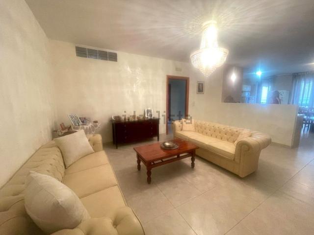 Appartamento in vendita di 140 m² in Via Vittorio Bachelet, 10