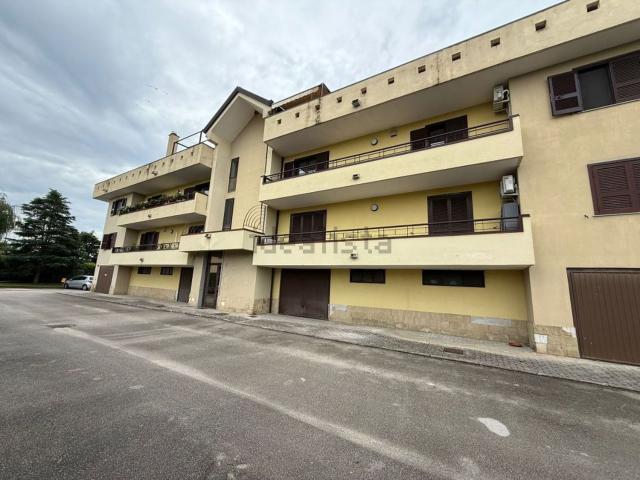 Appartamento in vendita di 140 m² in Via Vincenzo Di Napoli