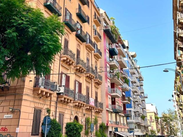 Appartamento in vendita di 140 m² in Via Dodici Gennaio