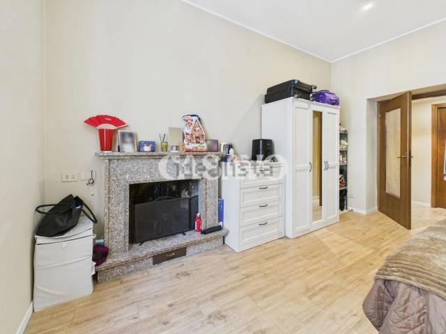 Appartamento in vendita di 140 m² in Viale Tibaldi, 8