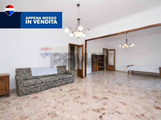 Appartamento in vendita di 140 m² in Viale Ulisse, 29