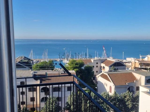 Appartamento in vendita di 140 m² in Viale Virgilio, 148