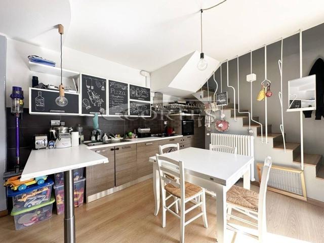 Appartamento in vendita di 140 m² in Viale Aldo Bologni, 50
