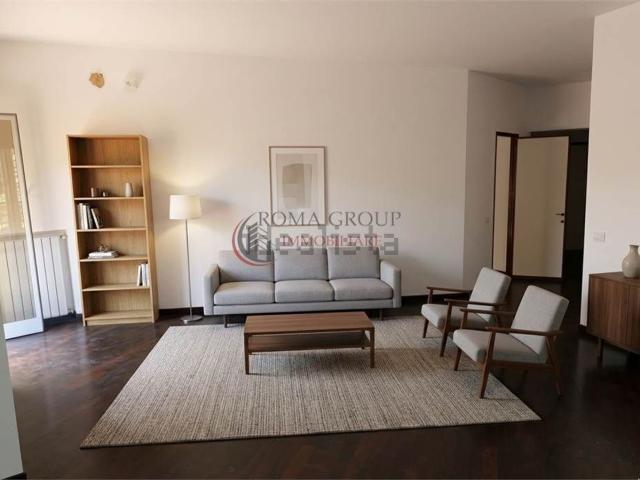 Appartamento in vendita di 140 m² in Viale Cortina d&apos Ampezzo