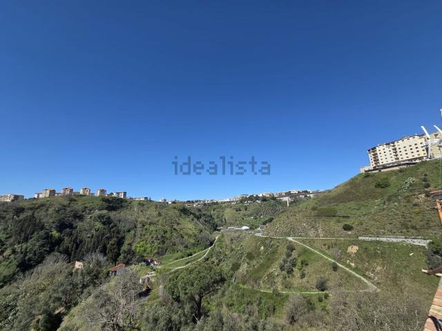 Appartamento in vendita di 140 m² in Viale Corrado Alvaro
