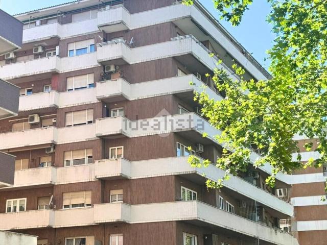 Appartamento in vendita di 140 m² in Viale degli Ammiragli, 71