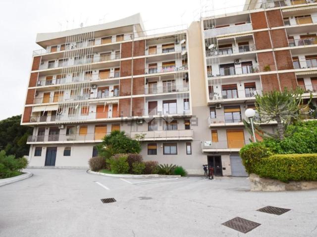 Appartamento in vendita di 140 m² in Viale dei Tigli, 14