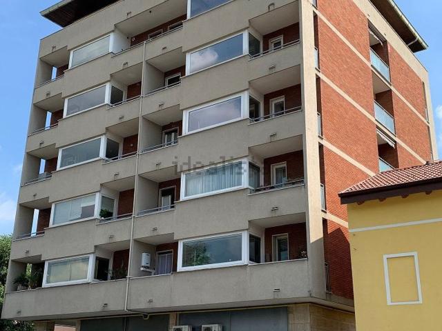 Appartamento in vendita di 140 m² in Viale delle Rimembranze, 9