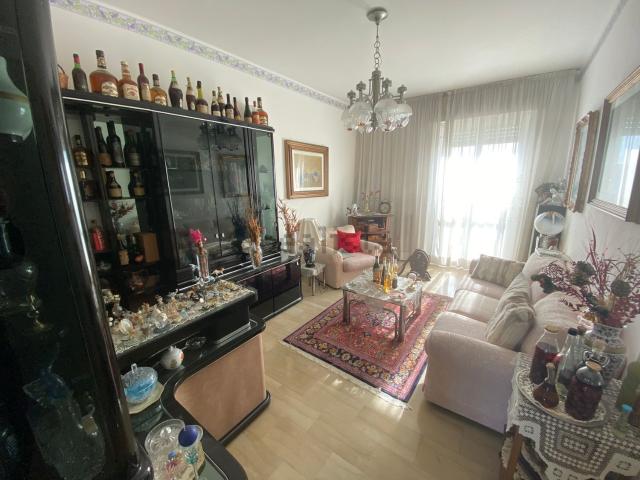 Appartamento in vendita di 140 m² in Viale Fratelli Cervi, 8