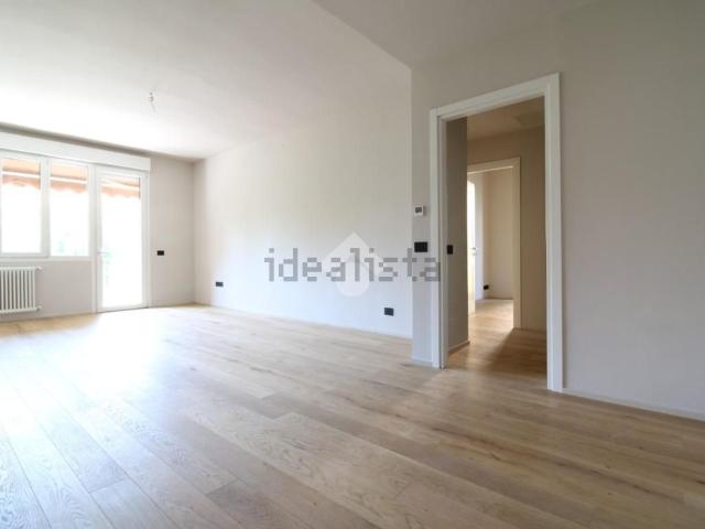 Appartamento in vendita di 140 m² in Viale Giacomo Puccini, 1