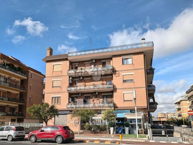 Appartamento in vendita di 140 m² in Viale J. F. Kennedy, 73