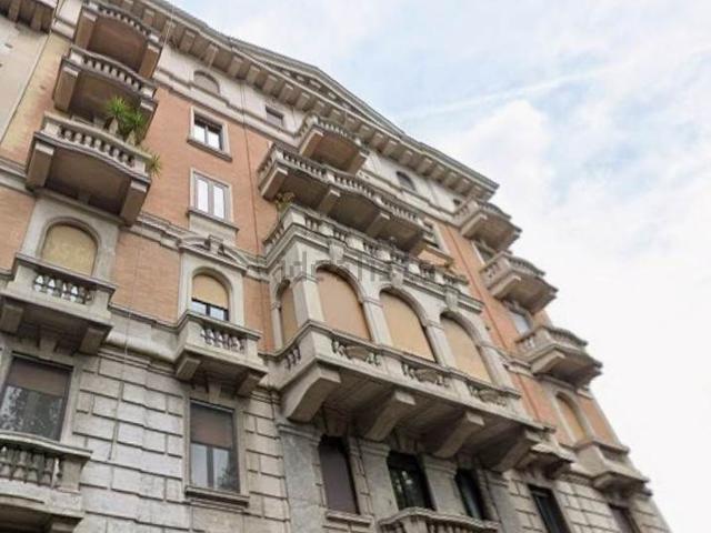 Appartamento in vendita di 140 m² in Viale Marche, 64