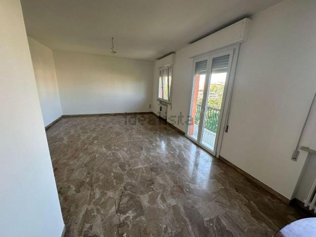 Appartamento in vendita di 140 m² in Viale Nino Bixio