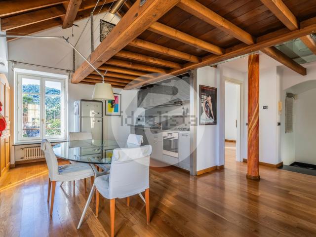 Appartamento in vendita di 140 m² in Vico Asilo, 5