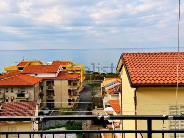 Appartamento in vendita di 140 m² in Contrada Calabro