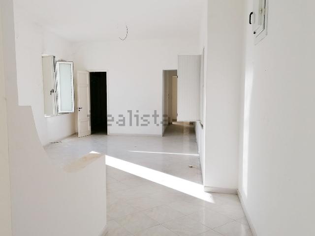 Appartamento in vendita di 140 m² in Cortile Botteghelle, 3