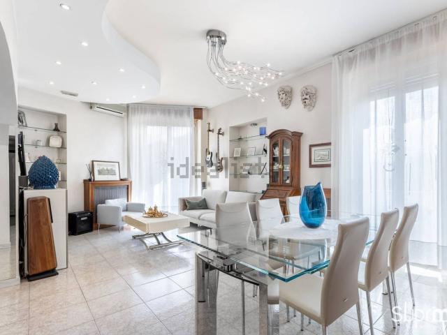 Appartamento in vendita di 140 m² in Corso Trapani, 20
