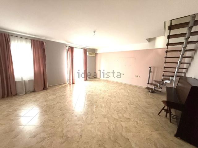 Appartamento in vendita di 140 m² in Corso Vittorio Emanuele, 74