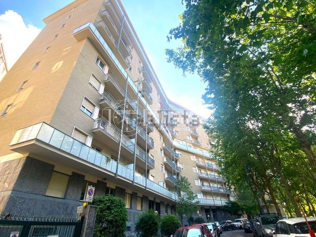 Appartamento in vendita di 140 m² in Corso Alessandro Tassoni, 79