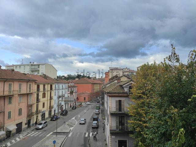 Appartamento in vendita di 140 m² in Corso Cavour, 71