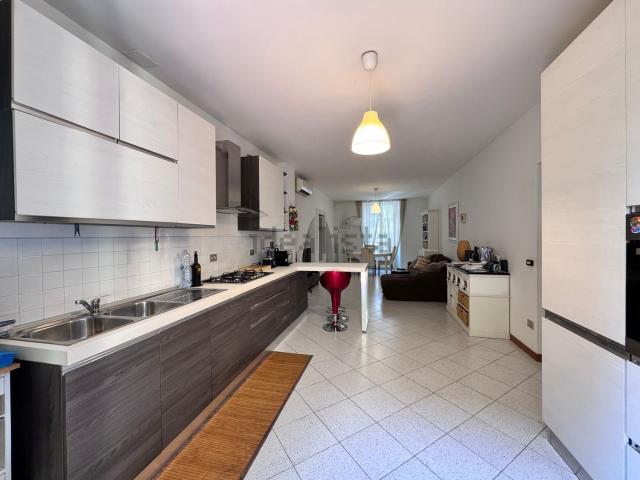 Appartamento in vendita di 140 m² in Corso Cristoforo Colombo, 9
