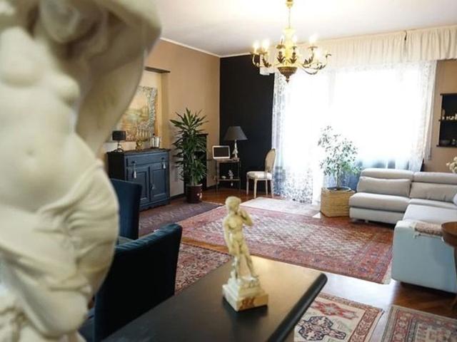 Appartamento in vendita di 140 m² in Corso Dante, 76