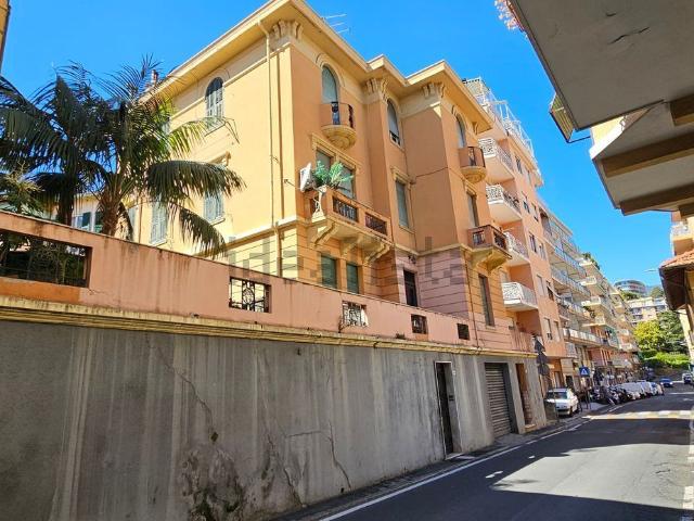 Appartamento in vendita di 140 m² in Corso degli Inglesi, 244