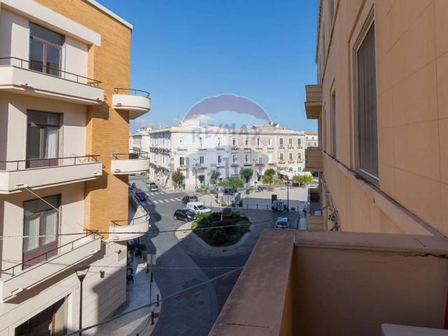 Appartamento in vendita di 140 m² in Corso Giacomo Matteotti, 86