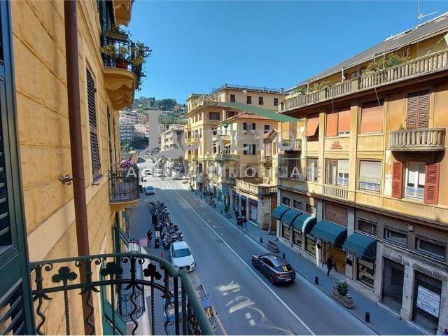Appartamento in vendita di 140 m² in Corso Giacomo Matteotti