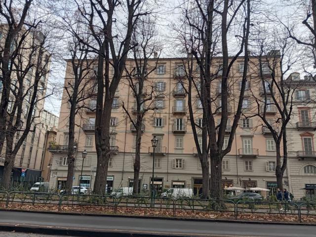 Appartamento in vendita di 140 m² in Corso Giuseppe Siccardi, 15