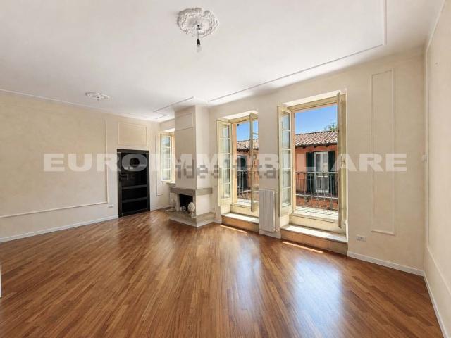 Appartamento in vendita di 140 m² in Corso Magenta, 30