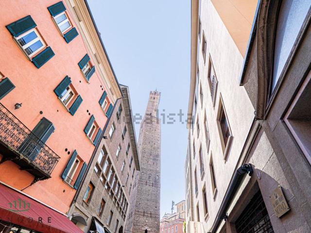 Appartamento in vendita di 140 m² in Piazza di Porta Ravegnana