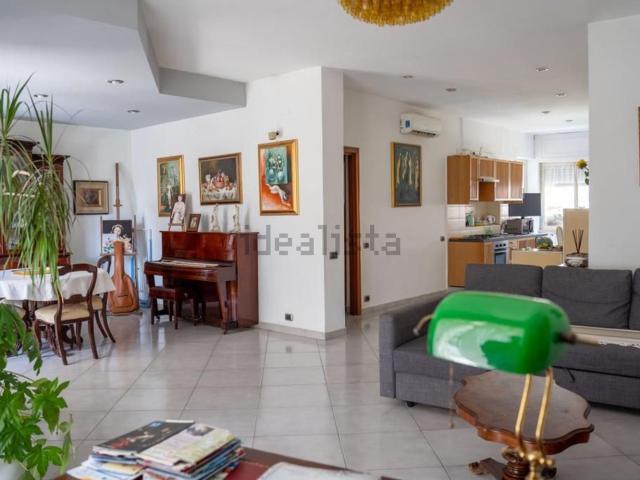 Appartamento in vendita di 140 m² in Piazza Enrico de Leva