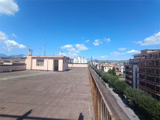 Appartamento in vendita di 140 m² in Piazza Leonida Bissolati