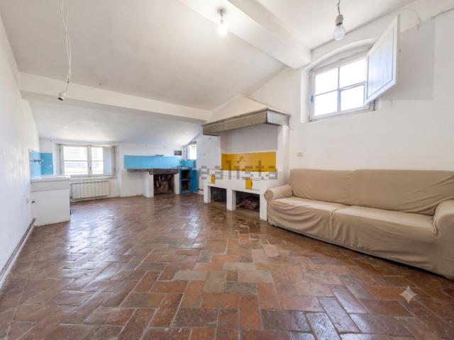 Appartamento in vendita di 140 m² in Piazza Santo Spirito