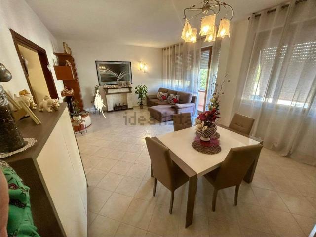 Appartamento in vendita di 140 m² in Piazza Villa Chayes
