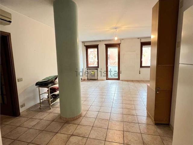 Appartamento in vendita di 140 m² in Piazzale Leonardo da Vinci