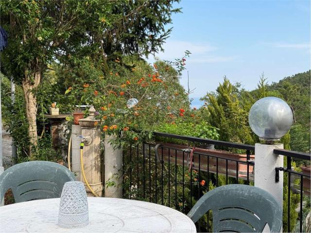 Appartamento in vendita di 140 m² in Strada di Pratozanino, 10