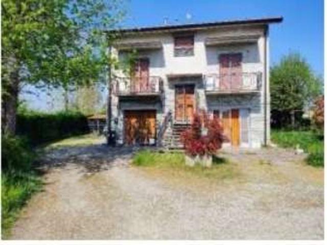 Appartamento in vendita di 140 m² in Strada Statale 413
